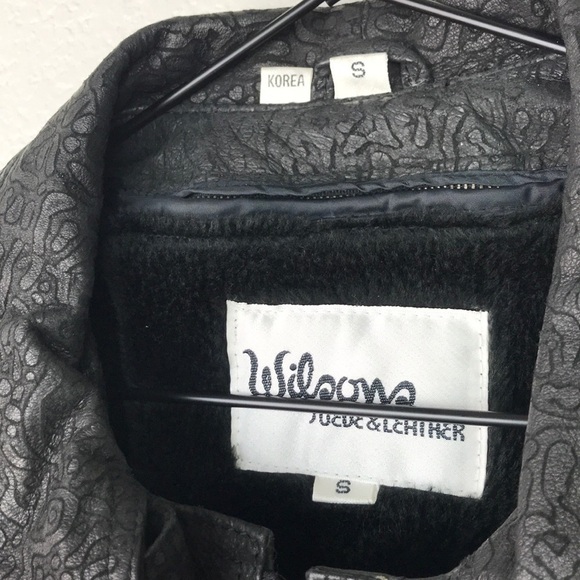 Wilsons Leather - VINTAGE Black Cheetah Print Bomber Jacket - Picture 3 of 14